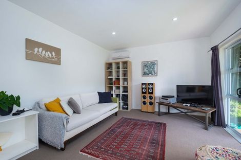 Photo of property in 51 Handyside Street, Tawa, Wellington, 5028