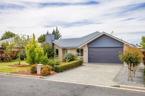 Photo of property in 12 Wattle Lane, Rangiora, 7400