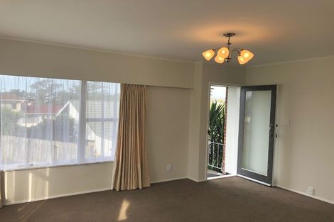 Photo of property in 1/78 Glamorgan Drive, Torbay, Auckland, 0630