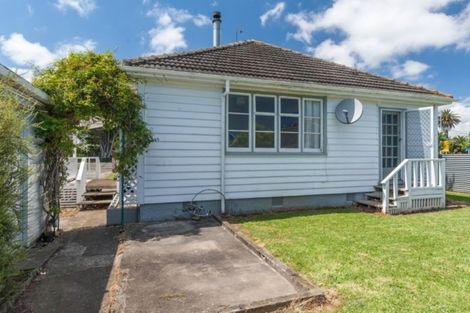 Photo of property in 17 Russell Street, Foxton, 4814