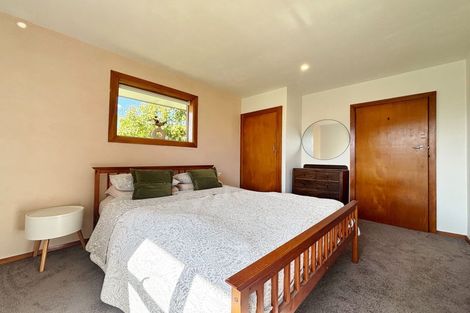 Photo of property in 42 Gregan Crescent, Burnside, Christchurch, 8053