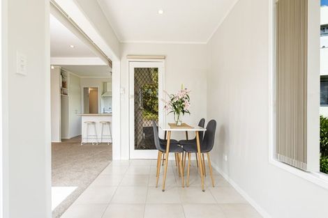 Photo of property in 2/67 Brigantine Drive, Beach Haven, Auckland, 0626