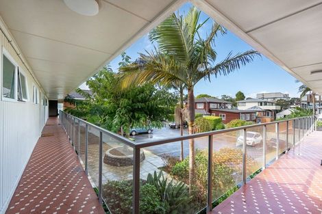 Photo of property in 16/83 Lake Road, Devonport, Auckland, 0622