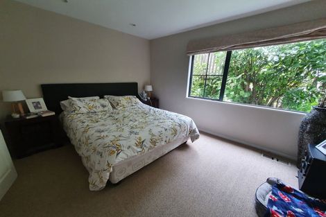 Photo of property in 17a Aplin Terrace, Ngaio, Wellington, 6035