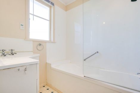 Photo of property in 91 Masefield Avenue, Maraenui, Napier, 4110