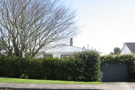 Photo of property in 57 Wallath Road, Westown, New Plymouth, 4310