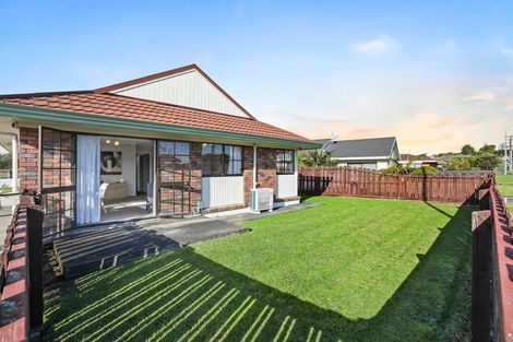 Photo of property in 1/20 Sturges Road, Henderson, Auckland, 0612