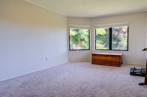 Photo of property in 25 Dallinger Street, St Andrews, Hamilton, 3200