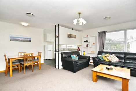 Photo of property in 2/381 Main North Road, Redwood, Christchurch, 8051