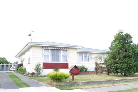 Photo of property in 90 Wynyard Crescent, Tamatea, Napier, 4112