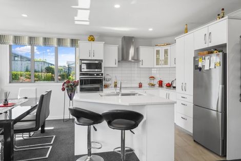 Photo of property in Waterview Estate, 86/4 Greystone Place, Omokoroa, 3114