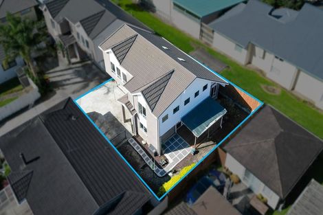 Photo of property in 28a Chesley Place, Half Moon Bay, Auckland, 2012