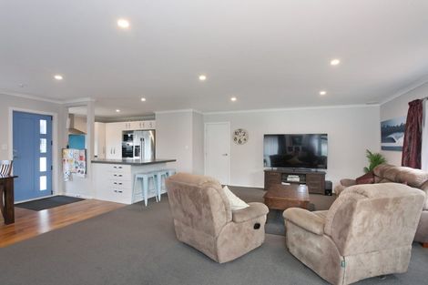 Photo of property in 3 Guthrie Court, Bulls, 4818