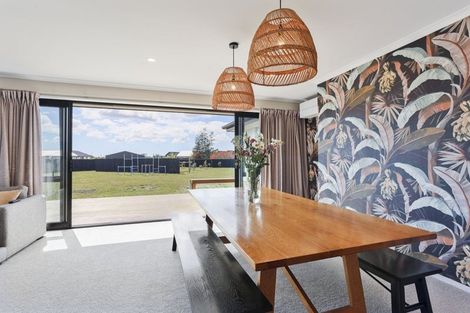 Photo of property in 14 Braeburn Crescent, Swannanoa, Kaiapoi, 7692