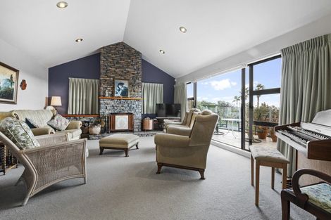 Photo of property in 39 Alec Craig Way, Gulf Harbour, Whangaparaoa, 0930