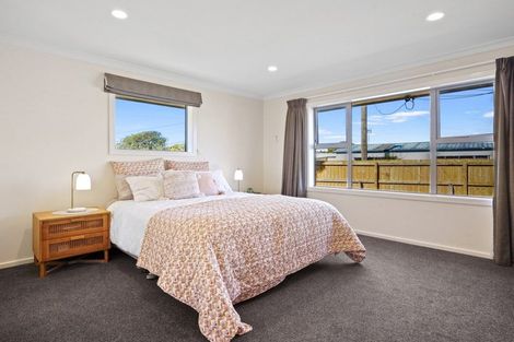 Photo of property in 12 Leverett Place, North New Brighton, Christchurch, 8083