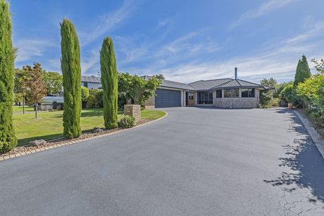 Photo of property in 28 Durrell Way, Rolleston, 7614