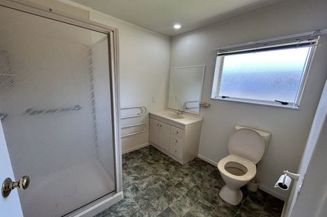 Photo of property in 22 Kowhai Grove, Raumati Beach, Paraparaumu, 5032