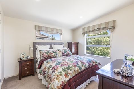 Photo of property in 20a Glenross Drive, Wattle Downs, Auckland, 2103