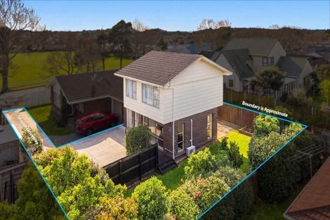 Photo of property in 2/23 Butley Drive, Farm Cove, Auckland, 2012
