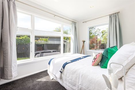 Photo of property in 27 Bishopsworth Street, Hillsborough, Christchurch, 8022