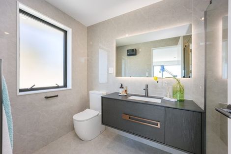 Photo of property in 15 Dulcie Way, Orewa, 0931