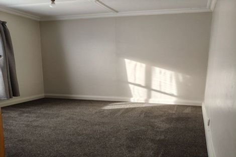 Photo of property in 49 Burns Avenue, Takaro, Palmerston North, 4412