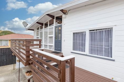Photo of property in 91 Driver Crescent, Cannons Creek, Porirua, 5024