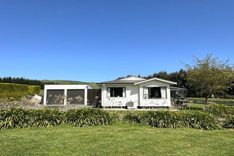 Photo of property in 463 Owaka Valley Road, Owaka, 9586