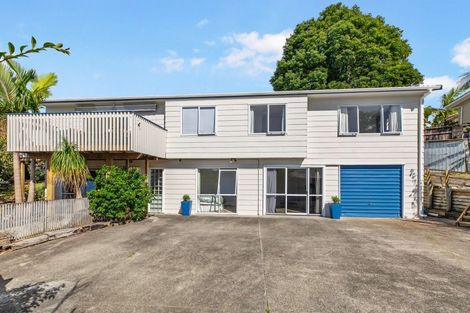 Photo of property in 1/16 Midgley Road, West Harbour, Auckland, 0618
