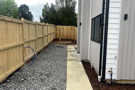 Photo of property in 83b Hutchinsons Road, Bucklands Beach, Auckland, 2014