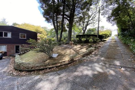 Photo of property in 69 Pupuke Road, Birkenhead, Auckland, 0627