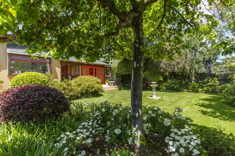 Photo of property in 302 Park Road, Hokowhitu, Palmerston North, 4410