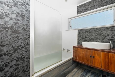 Photo of property in 17 Homedale Street, Pukehangi, Rotorua, 3015