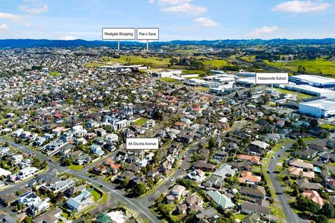 Photo of property in 1/6 Glucina Avenue, West Harbour, Auckland, 0618