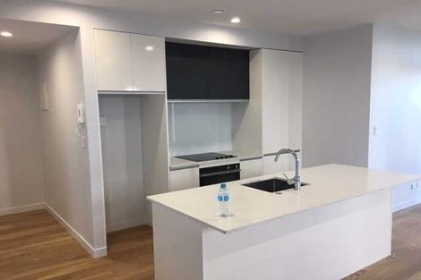 Photo of property in Frank Sargeson Apts, 508/74 Anzac Street, Takapuna, Auckland, 0622