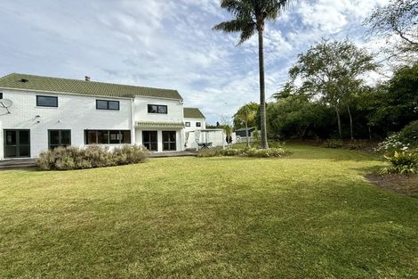 Photo of property in 42 Roland Road, Greenhithe, Auckland, 0632