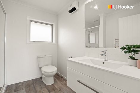 Photo of property in 17 Glendermid Close, Sawyers Bay, Port Chalmers, 9023