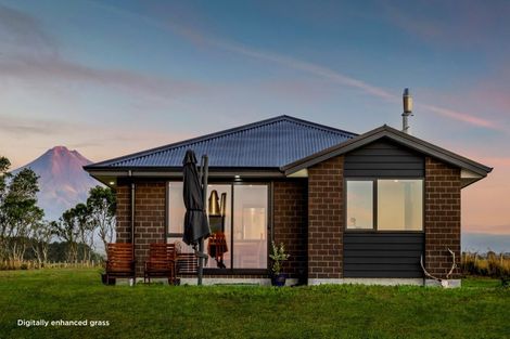 Photo of property in 229d Hoani Road, Okato, New Plymouth, 4381