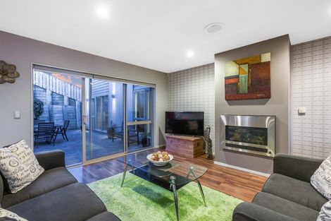 Photo of property in 33 Kahurangi Heights, Aotea, Porirua, 5024