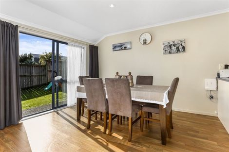 Photo of property in 115c Woodglen Road, Glen Eden, Auckland, 0602