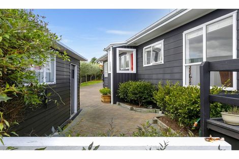 Photo of property in 65 Richmond Avenue, Richmond Heights, Taupo, 3330