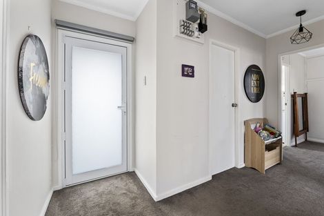 Photo of property in 1/324 Carrington Street, Vogeltown, New Plymouth, 4310