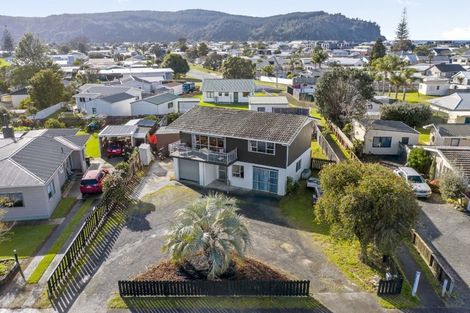 Photo of property in 208 Chartwell Avenue, Whangamata, 3620