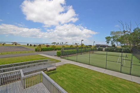 Photo of property in 1088 South Head Road, South Head, Helensville, 0874