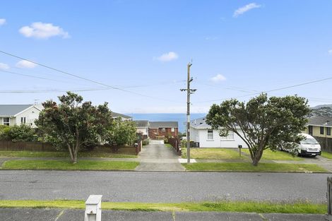 Photo of property in 28a Matatiro Street, Titahi Bay, Porirua, 5022