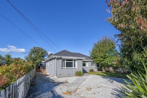 Photo of property in 106 Avonhead Road, Avonhead, Christchurch, 8042