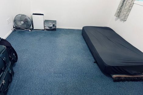 Photo of property in 81 Monorgan Road, Strathmore Park, Wellington, 6022