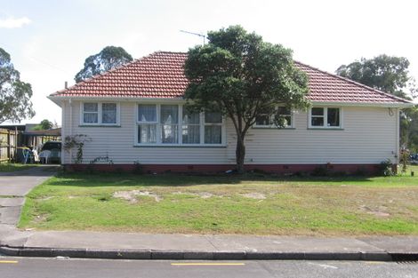 Photo of property in 18 Hill Crescent, New Lynn, Auckland, 0600