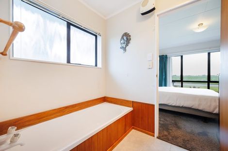 Photo of property in 5 Leander Place, Milson, Palmerston North, 4414